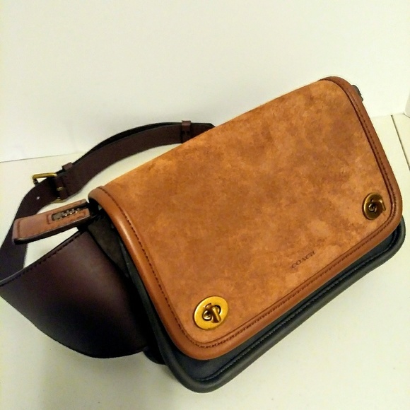 Coach Handbags - 🎉LIKE NEW🎉COACH ARCHIVE FANNY PACK UNISEX